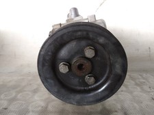 servopumpe at BMW 5 525 TD